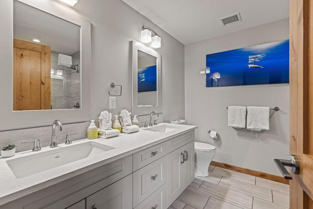 Spring Creek Condo By Canadian Rockies Vacation Rentals Canmore Bagian luar foto